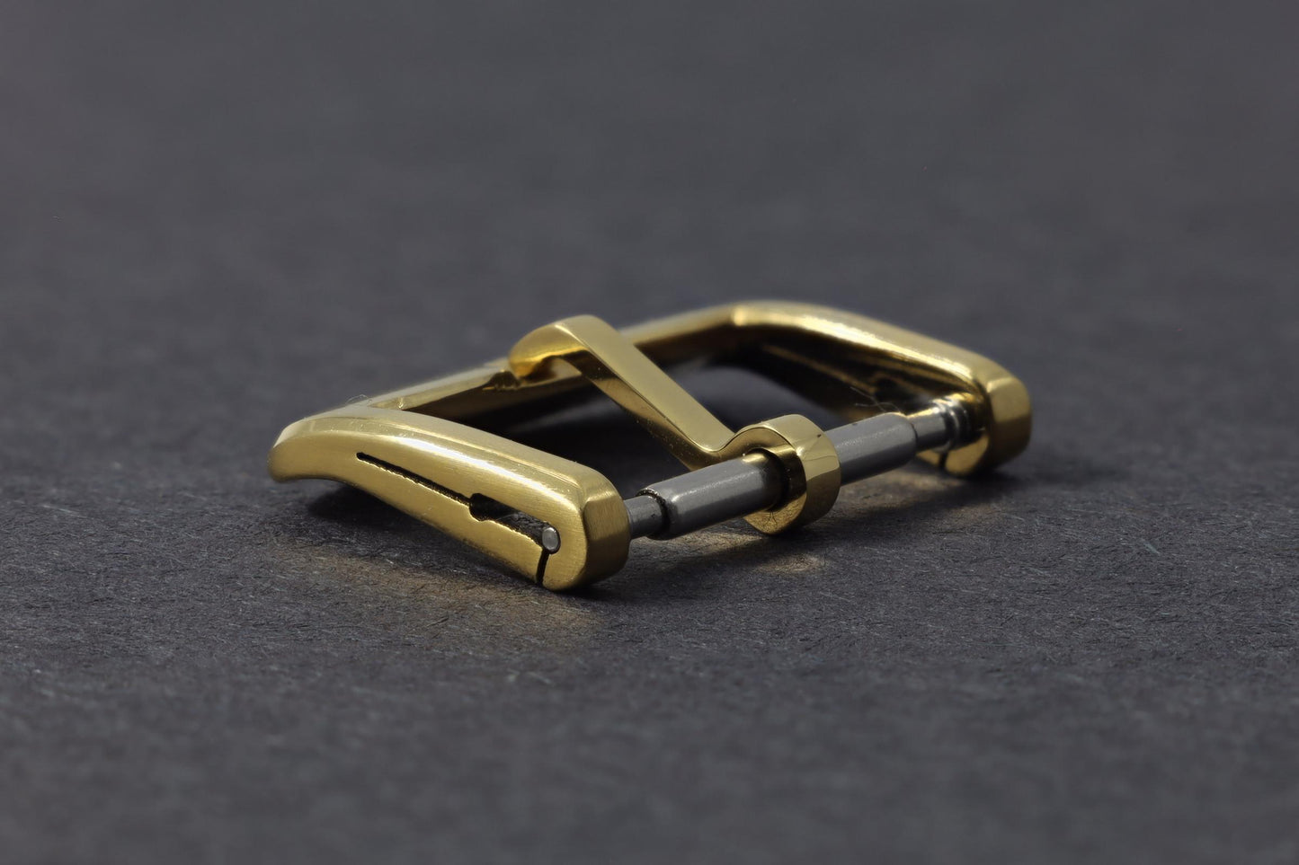 Fitwell M1 Yellow Gold Buckle
